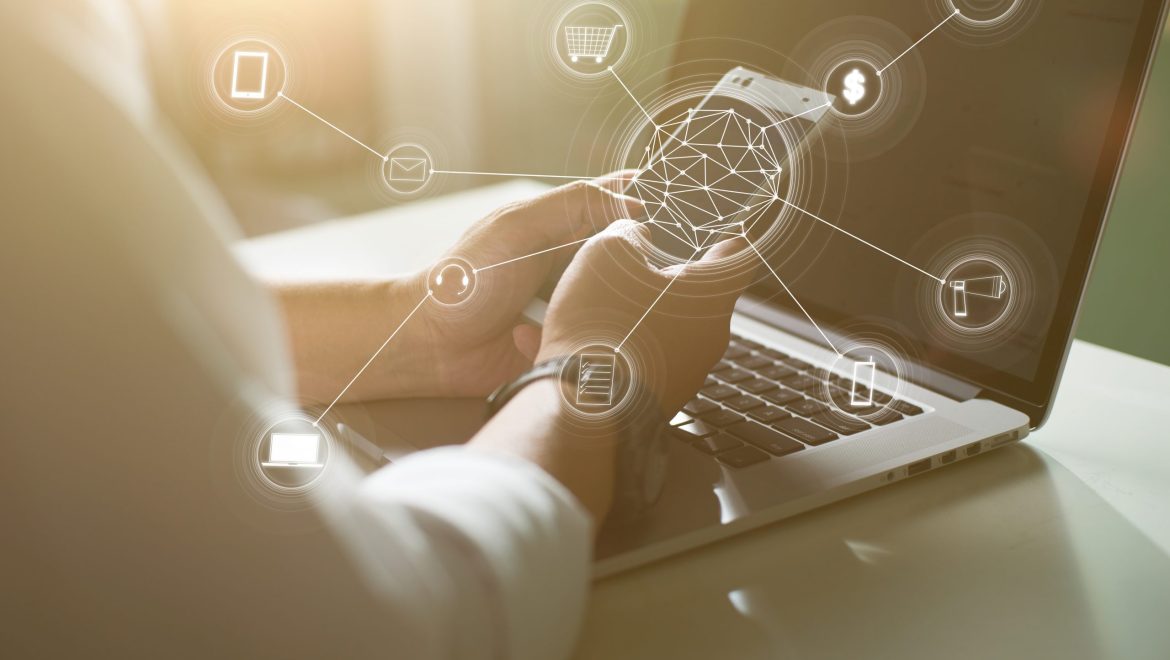 Outsourcing Social Media to Optimize Your Work Life